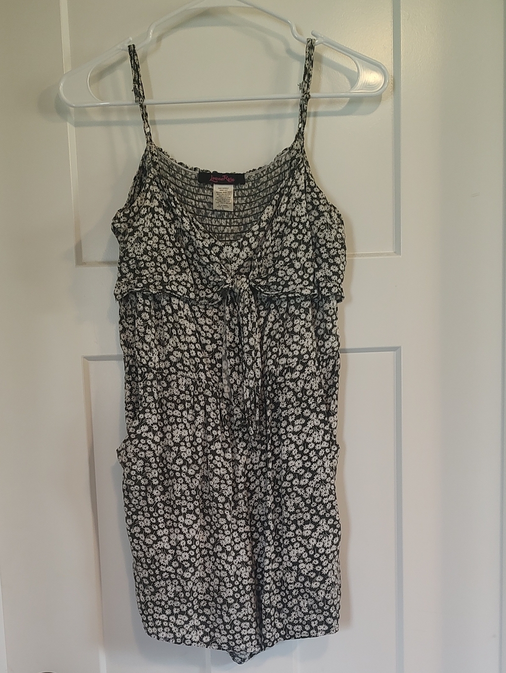 Lorena Rose Green & White Floral Romper Size L